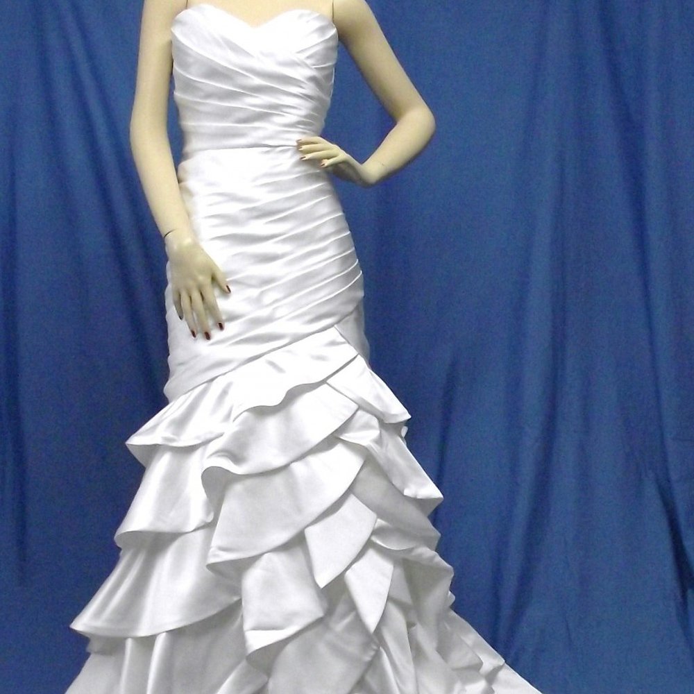 BRIDAL - Picture 7 of 8